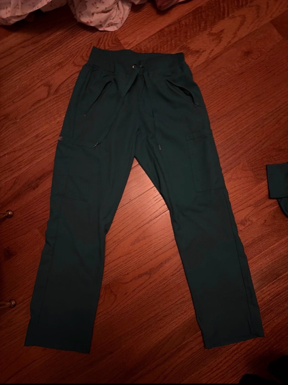 Scrubs bundle - Picture 6 of 7